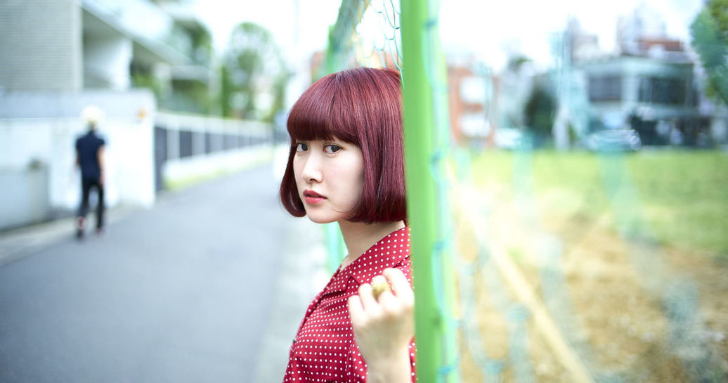 自分の「嫌だ」を大事にする。「LEBECCA boutique」赤澤えるが考える自分らしい装い