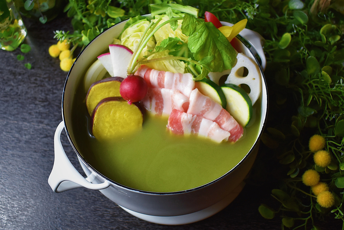 「イタリアン ケール鍋」が新登場。キューサイの青汁×豆乳スープが新感覚！