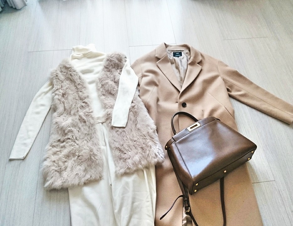 +ファージレで定番・UNIQLO白タートルをリッチ見せ!