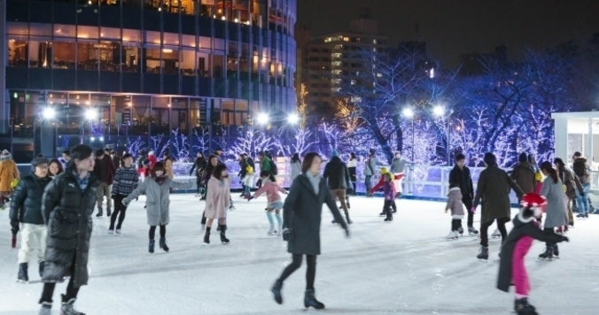 【チケプレあり】都内最大級！　屋外スケートリンク「MIDTOWN ICE RINK in Roppongi」にご招待