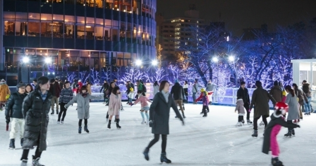 【チケプレあり】都内最大級! 屋外スケートリンク「MIDTOWN ICE RINK in Roppongi」にご招待