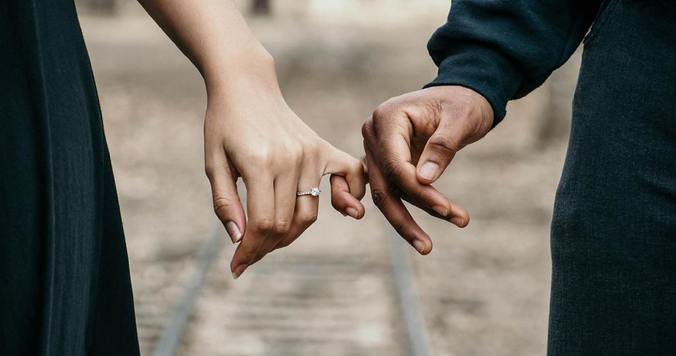 叶わなかった恋の相手を恨んで苦しいときは、執着を手放してみる