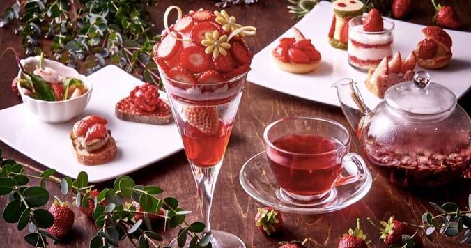 ブランド苺たっぷりの贅沢。「プレミアム ストロベリー アフタヌーンティー」