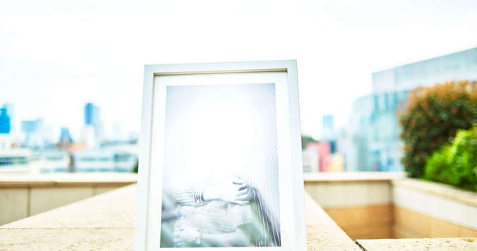 地獄で撮られた写真を燃やしに行く