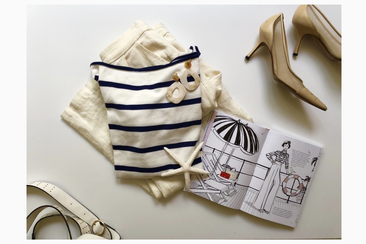 オフショルダーで華奢見せ! 肩幅しっかりさんのトップス選び