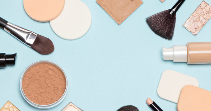 テカリじゃなくて「ツヤ肌」を叶える！　夏の優秀ベースメイクアイテムたち