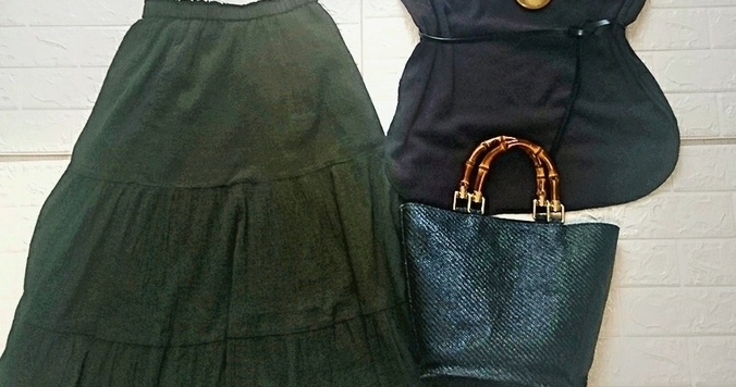 2990円のUNIQLOティアードロングスカートで大人の夏コーデ。選べる着丈もうれしい