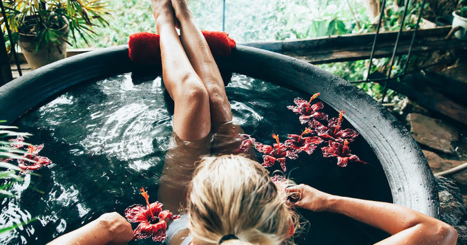 自分に優しく。生理中の過ごし方あるある７選