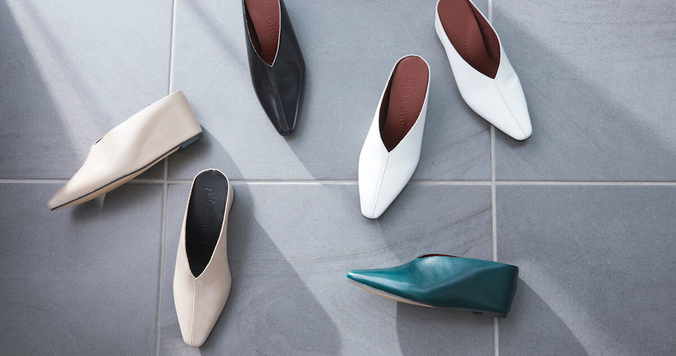 大人の足に優しいおしゃれ靴。新ブランドpiu'comodaデビュー