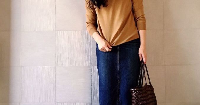 無印のキャメルニットで初秋コーデ。大人のプチプラ活用術