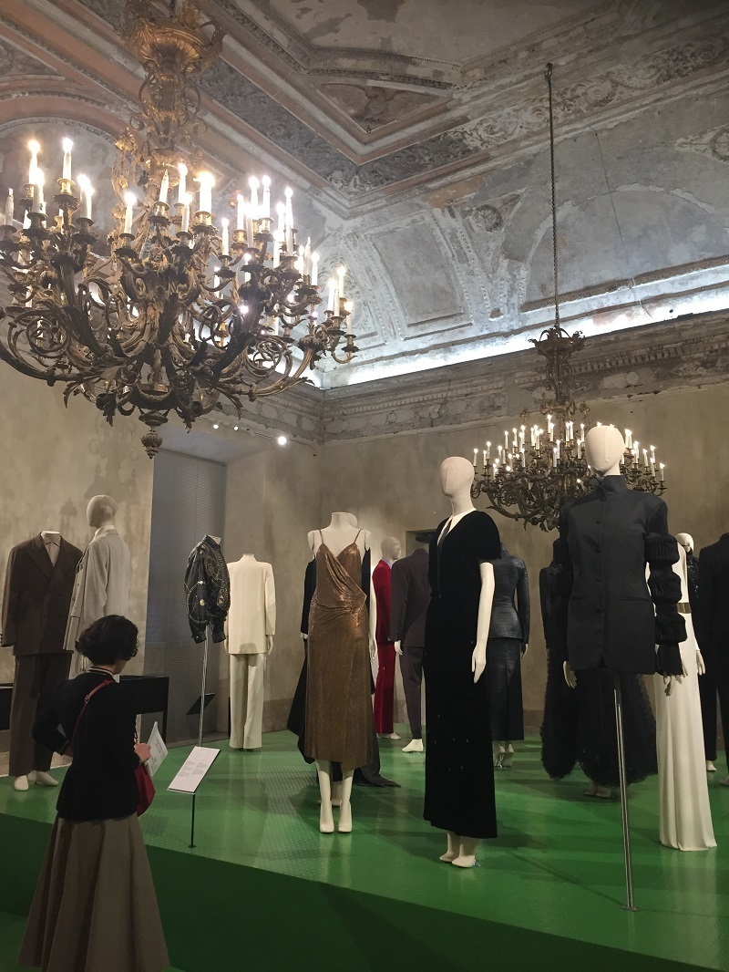 イタリアファッションの歴史を見れる回顧展「イタリアーナ」～ミラノ通信＃28 | DRESS [ドレス]