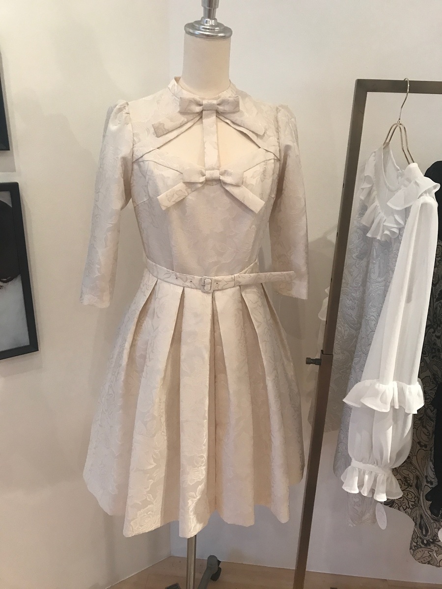 大人のランジェリー】ヤーチャイカの展示会へ行ってきました | DRESS ...